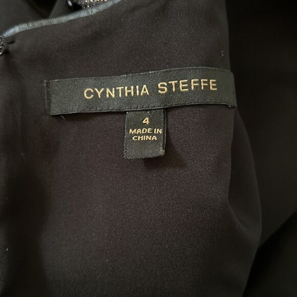 Cynthia Steffe Silver Metallic Tweed Fit and Flare Cocktail Dress - Picture 9 of 10